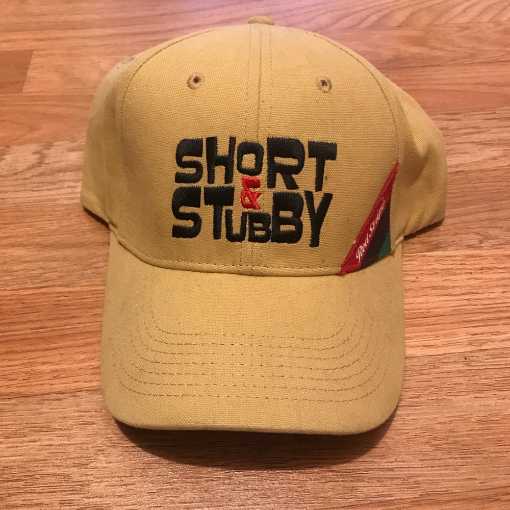 Red stripes hat